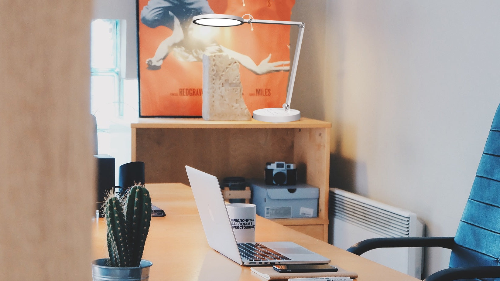 The Yuji Clarity Lamp: The Ultimate Eye-Protecting Desk Lamp for Health-Conscious Users