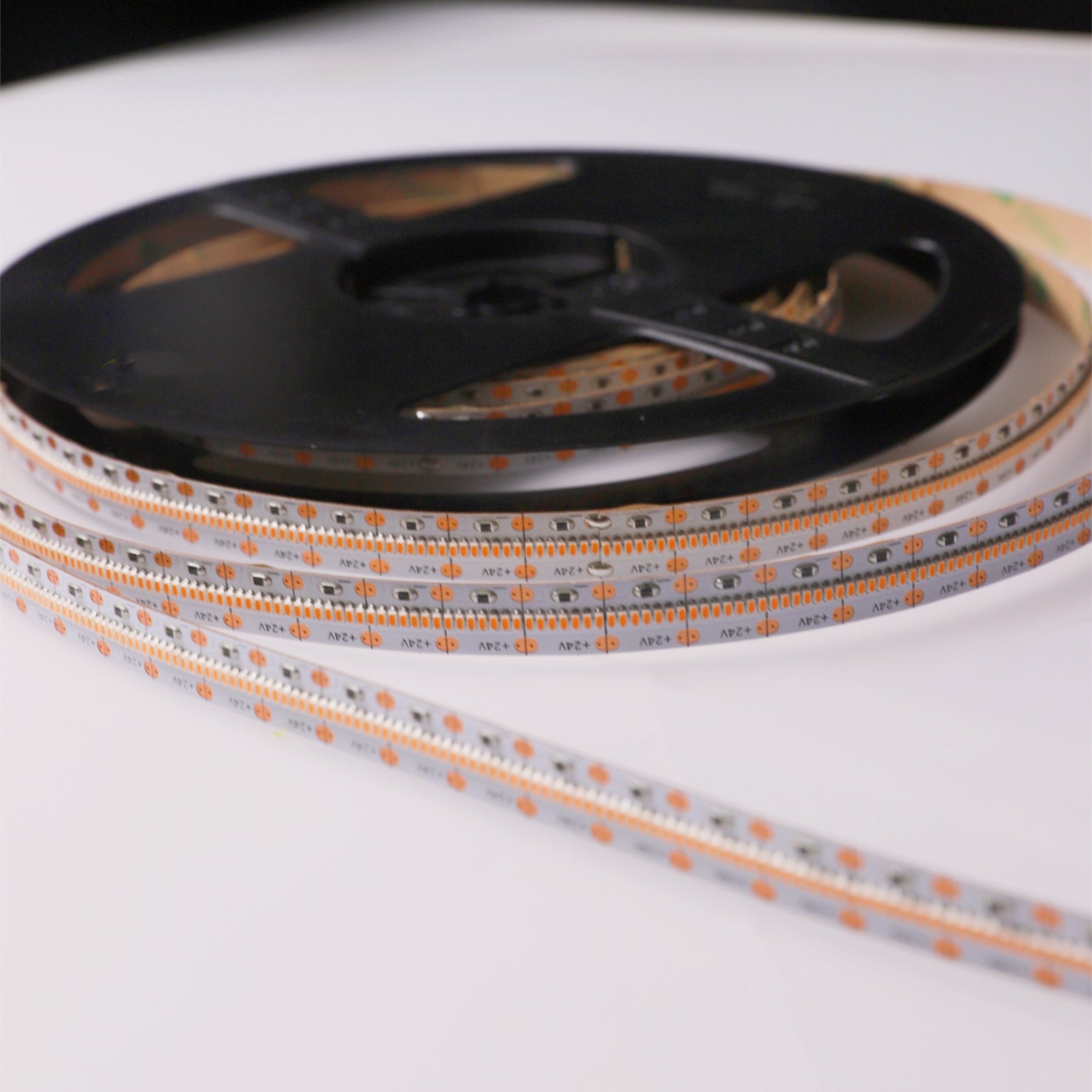 CRI-MAX™ CRI 95+ High Brightness LED Flexible Strip 1800K 2700K 3000K ...